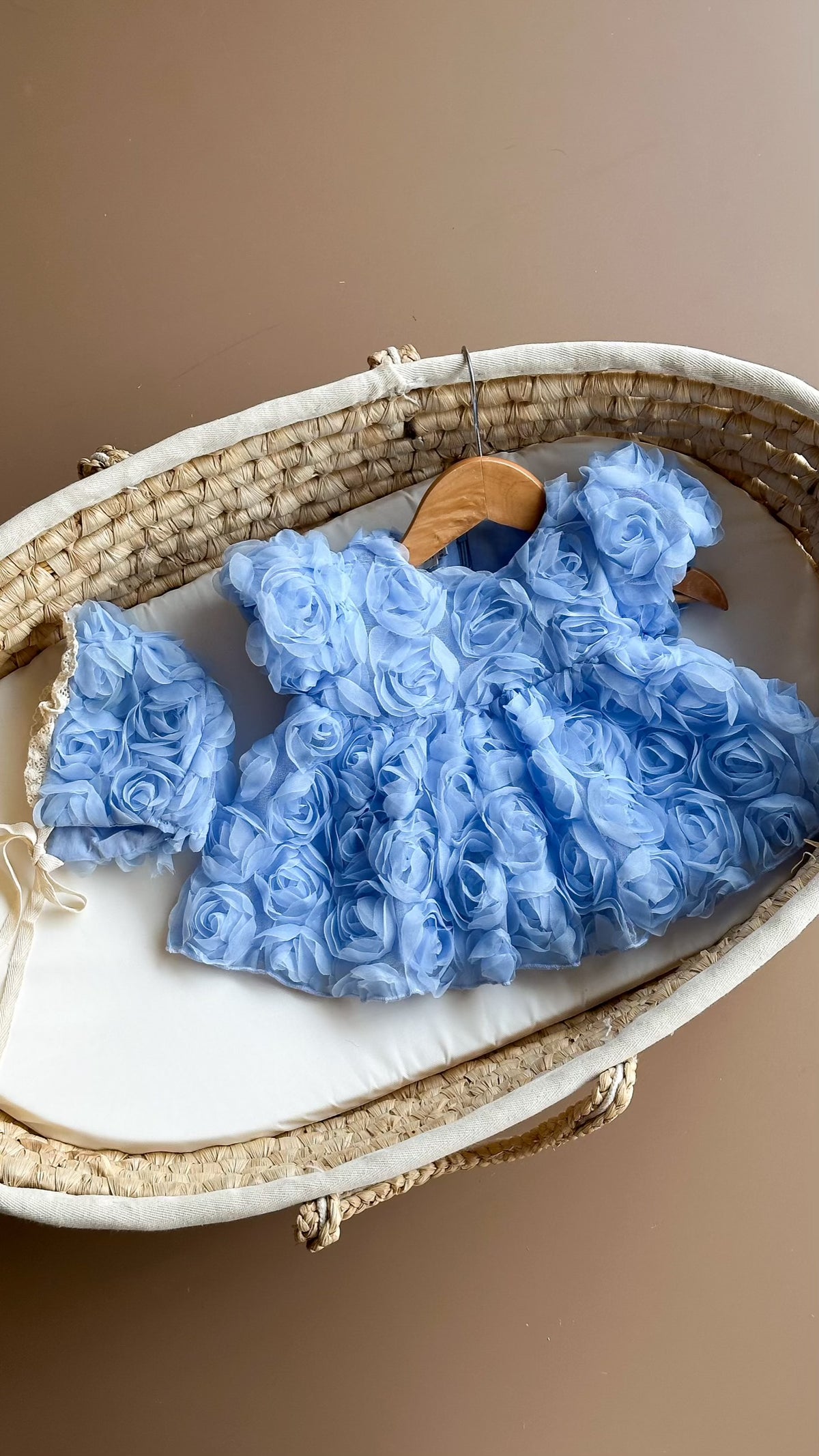 Blue Mist Rosette Set