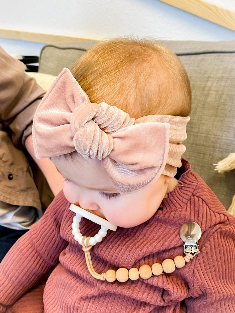 Pink velvet bella bow