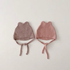 Aosta bear knit hat