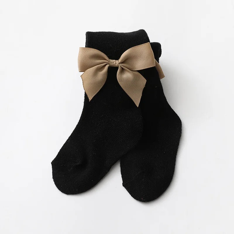 Bow stockings