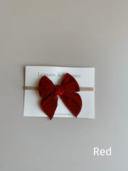 Olva velvet bow clip