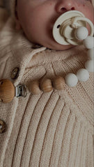 Wooden  pacifier clip