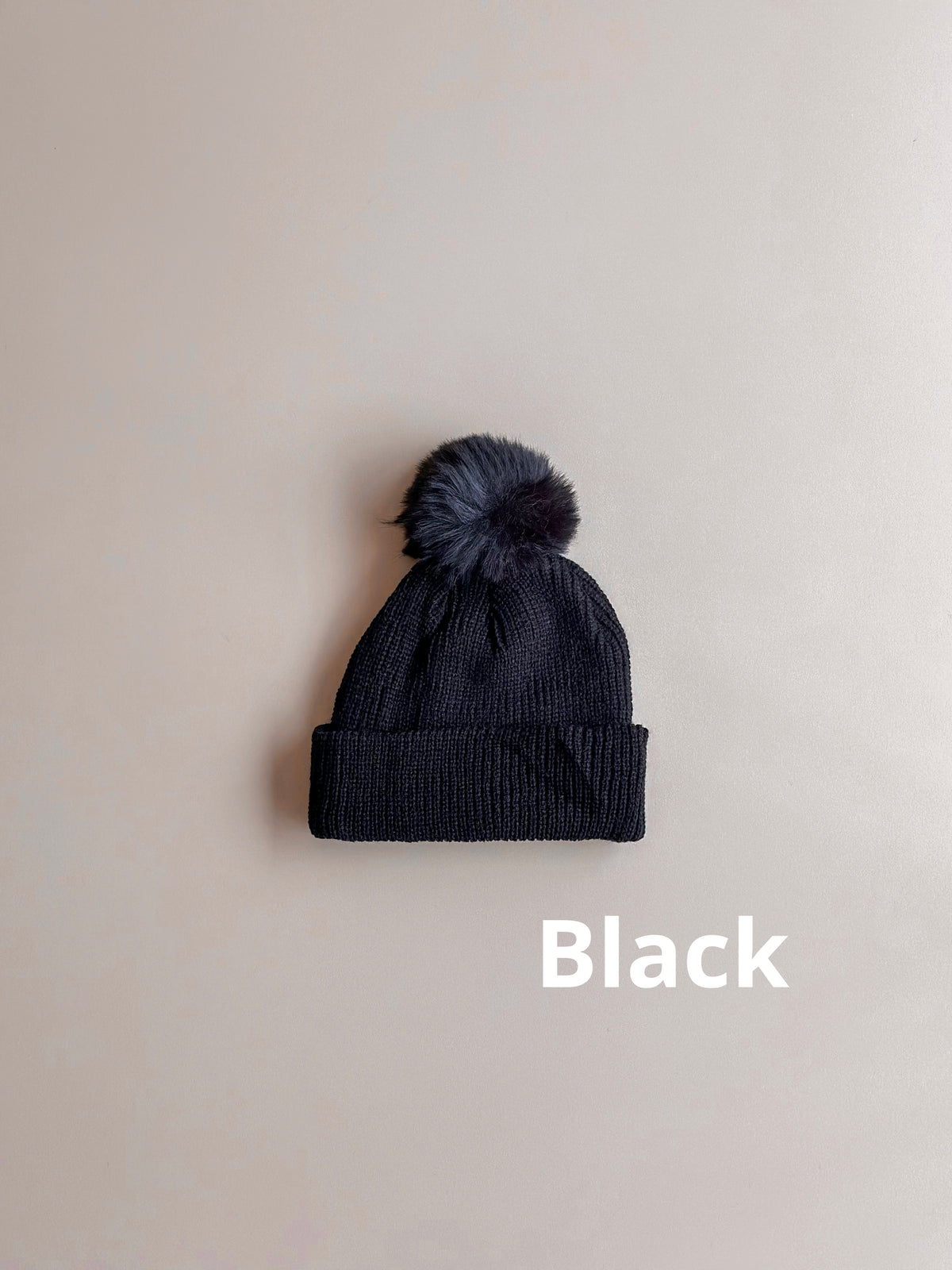 Pom pom Beanie