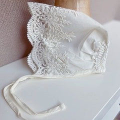 Elowen Vintage Lace Bonnet
