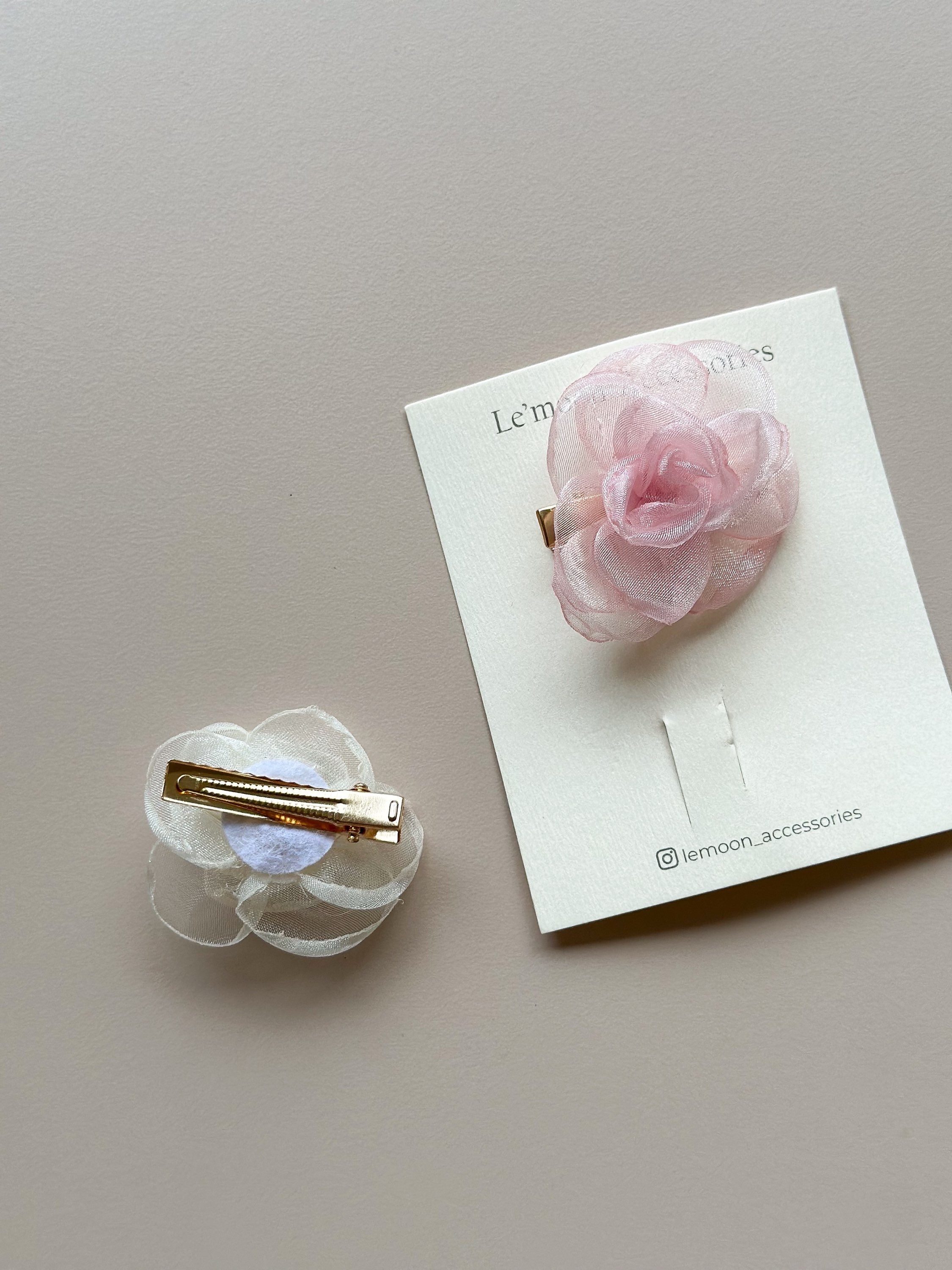 Tulip bliss hairclip