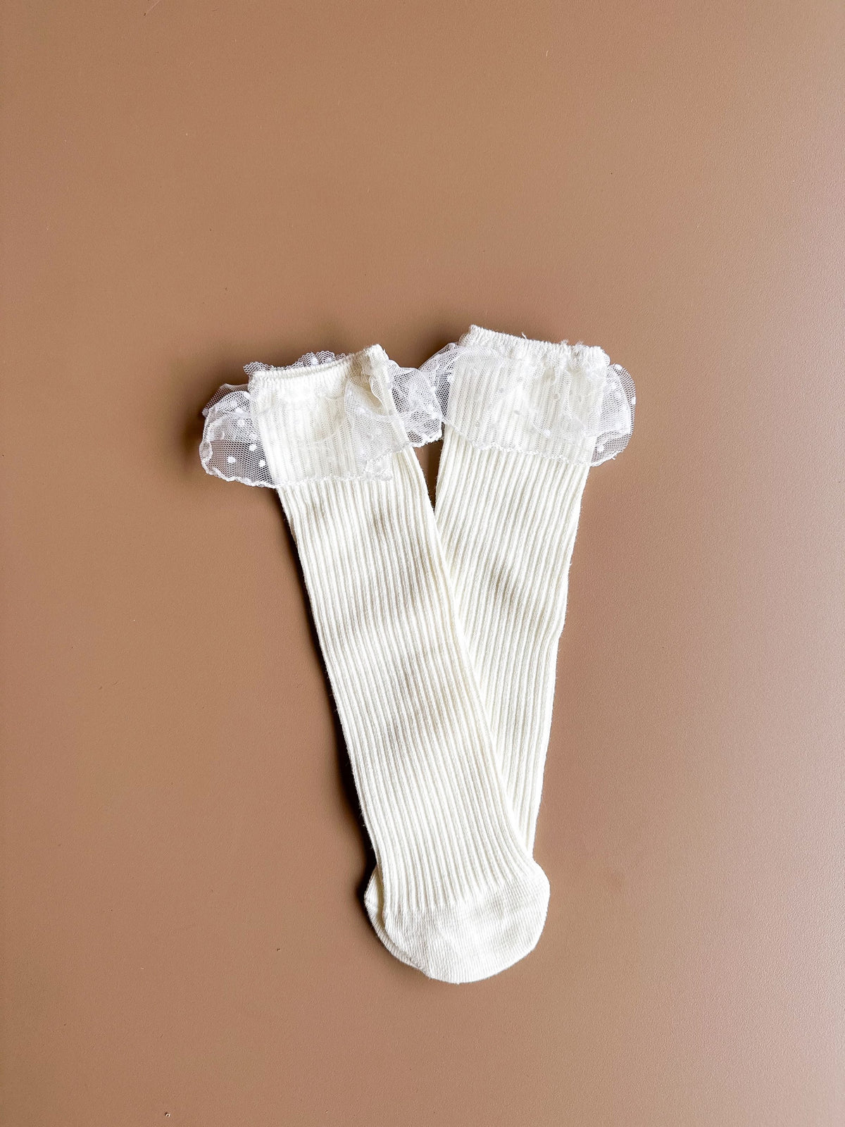 Lace ruffle socks